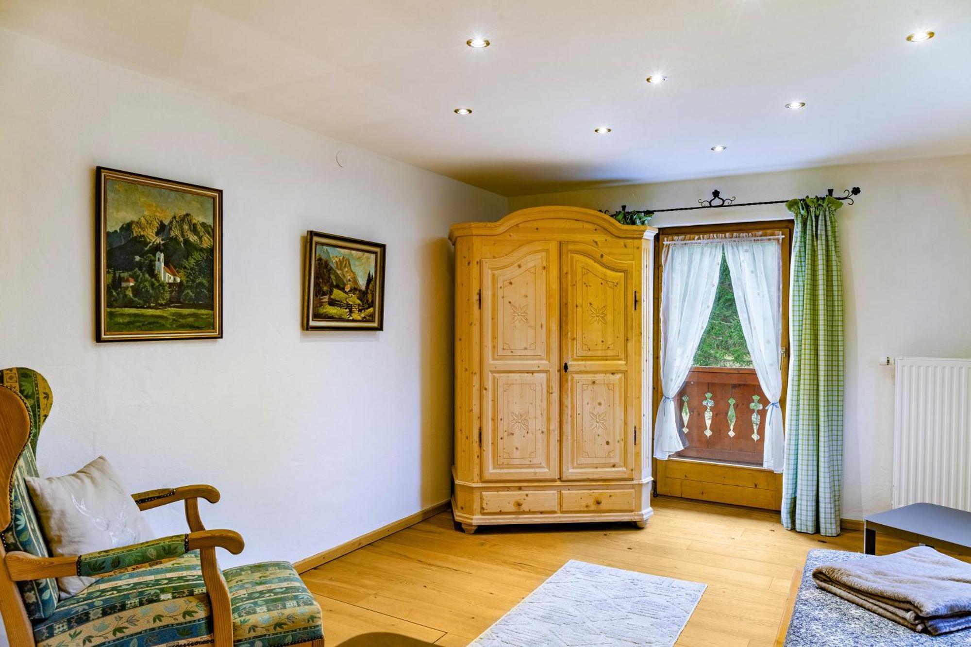 Ferienwohnung Kraus Eibsee Грайнау Екстериор снимка